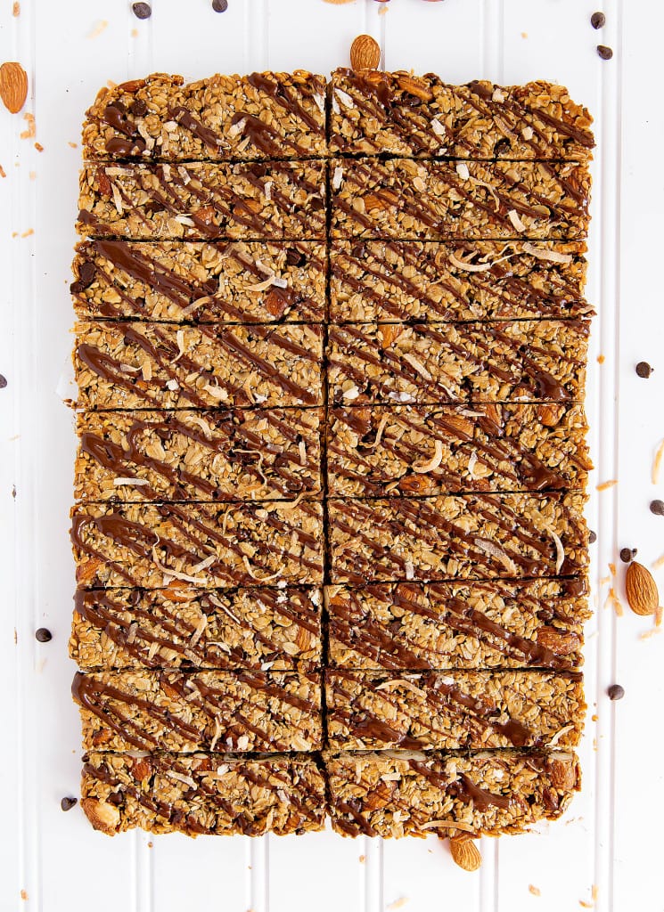 Coconut, almonds, and chocolate come together in these health-packed Almond Joy Granola Bars! Gluten free, refined-sugar free, and loaded with flax and chia seeds. 