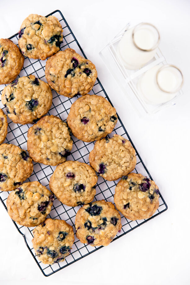 Chewy oatmeal cookies studded with white chocolate and fresh blueberries. A perfect summer treat!