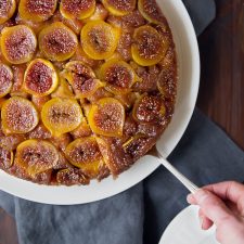 Caramelized Fig Upside Down Cake