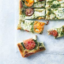 Heirloom Tomato Pesto Pan Pizza