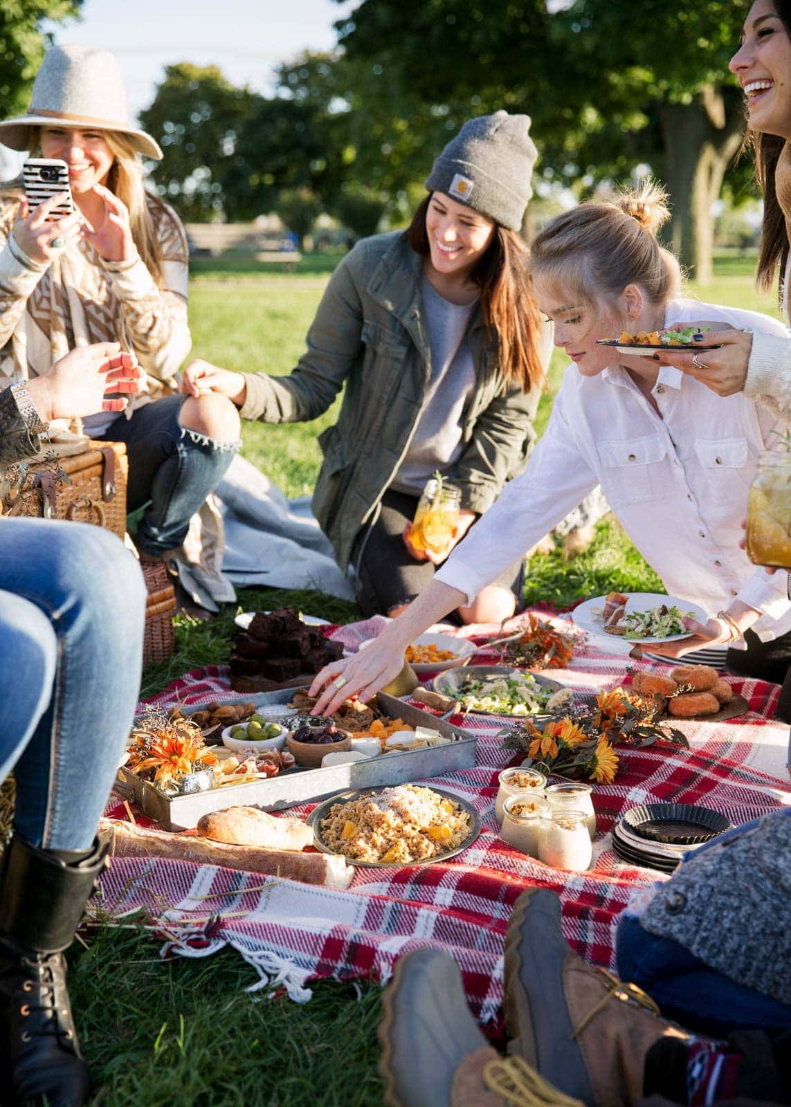 5 tips for hosting a Friendsgiving (with recipes!)