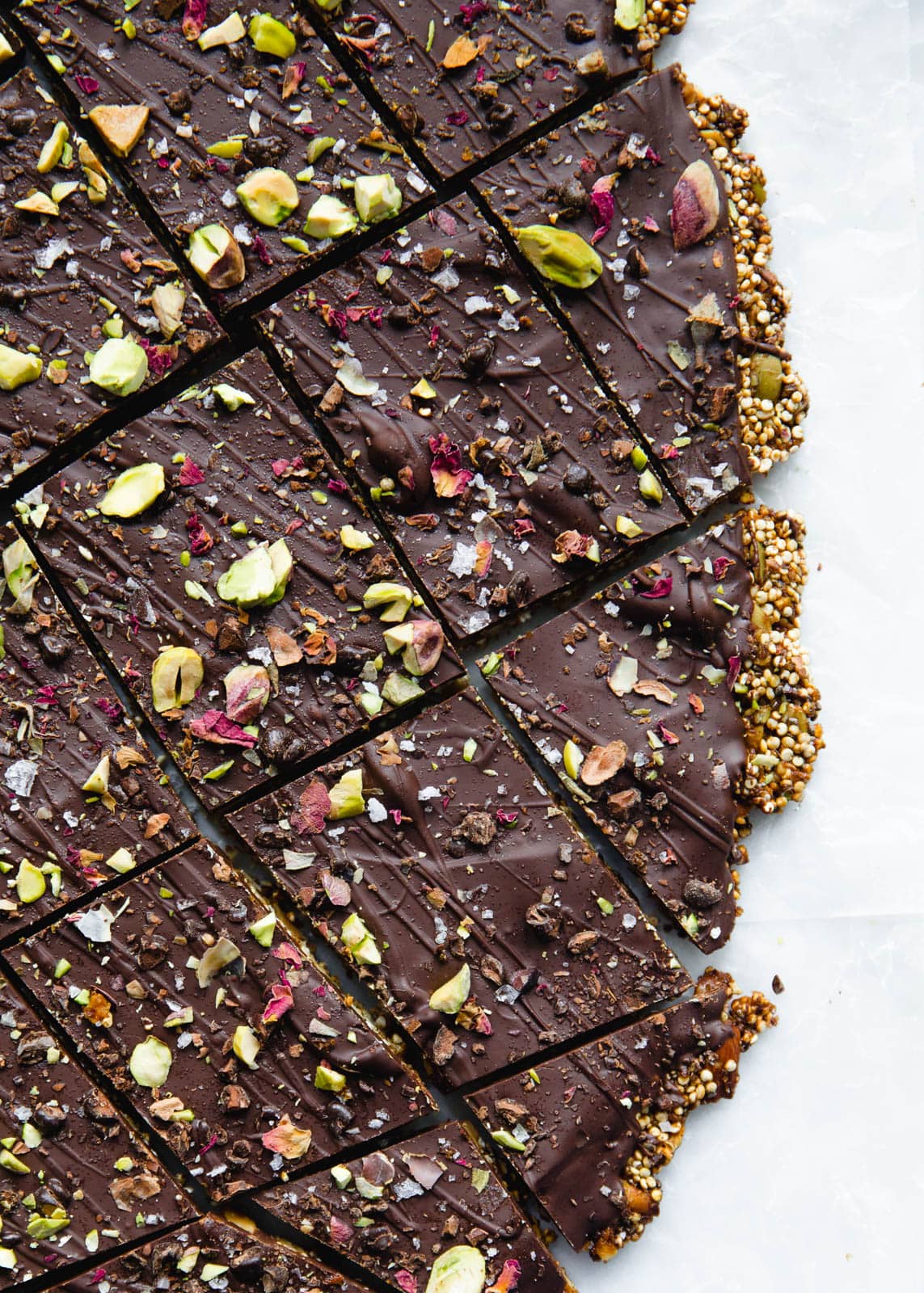 A healthier alternative to a chocolate bar, this Quinoa Chocolate Bark is filled with nuts and seeds to keep you full all afternoon!