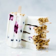 Coconut Greek Yogurt Parfait Breakfast Popsicles