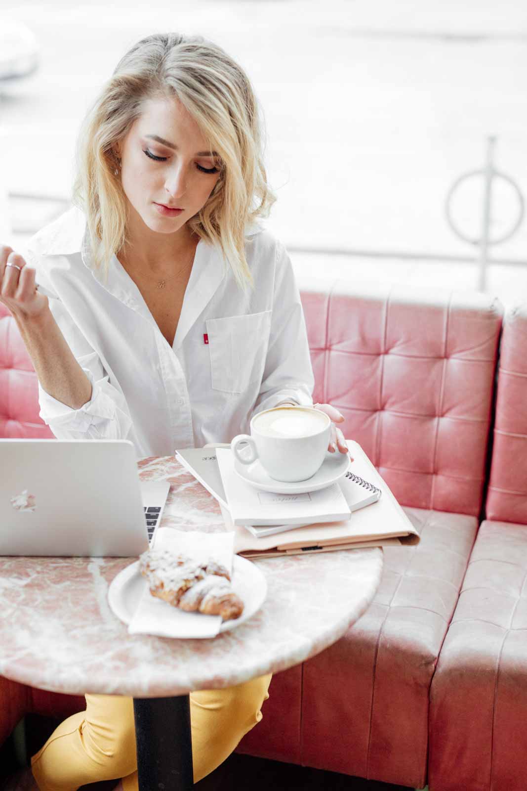 5 Steps You Can Take To Monetize Your Brand Right Now, as told by a blogger, influencer, and small-business owner! Why not make money if your brand if you can? Here's how!