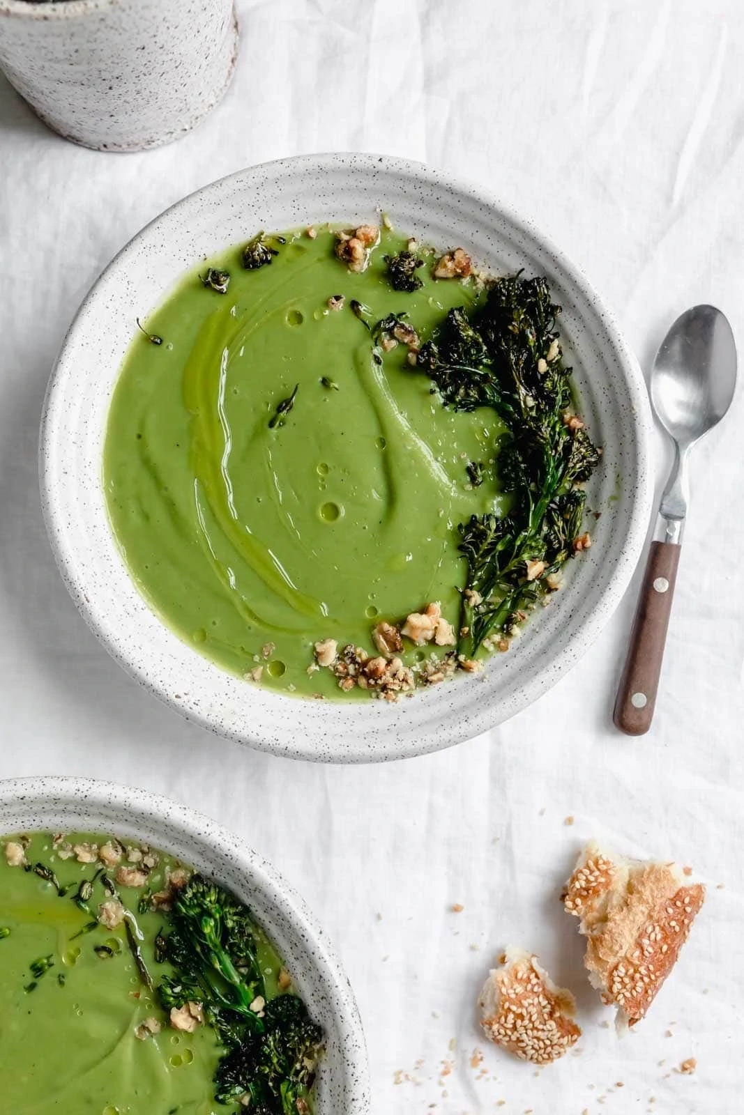 https://bromabakery.com/wp-content/uploads/2019/03/Healthy-1-Ingredient-Broccoli-Soup-1067x1600.webp