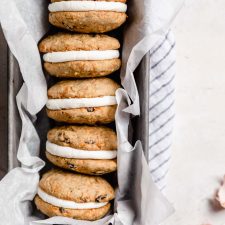Carrot Cake Whoopie Pies