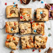 Halloween Candy Cookie Bars