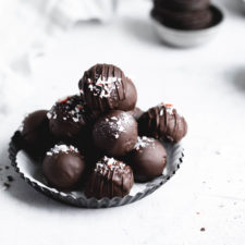 Peppermint Oreo Truffles