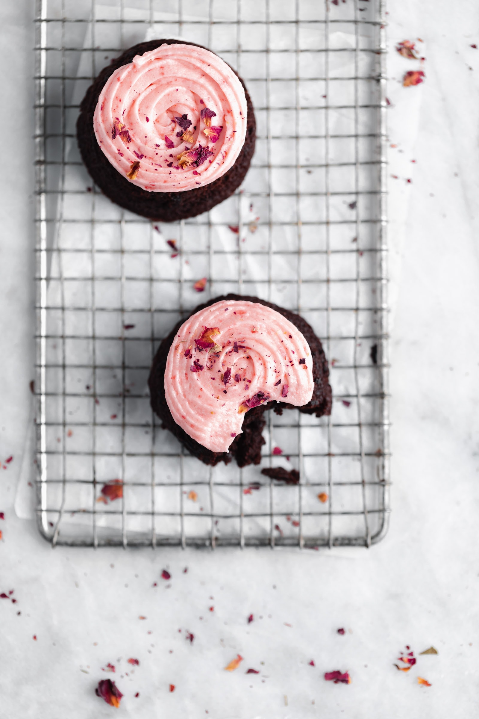 strawberry frosted mini chocolate cakes