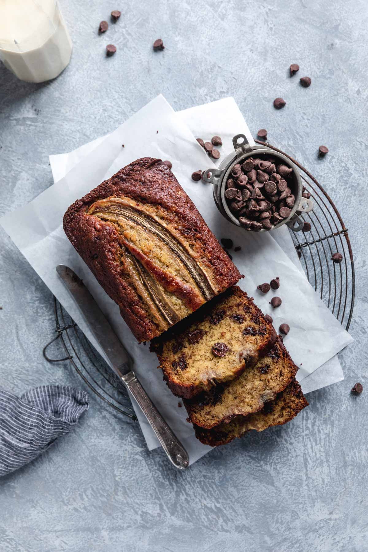 easy banana bread with chocolate chips