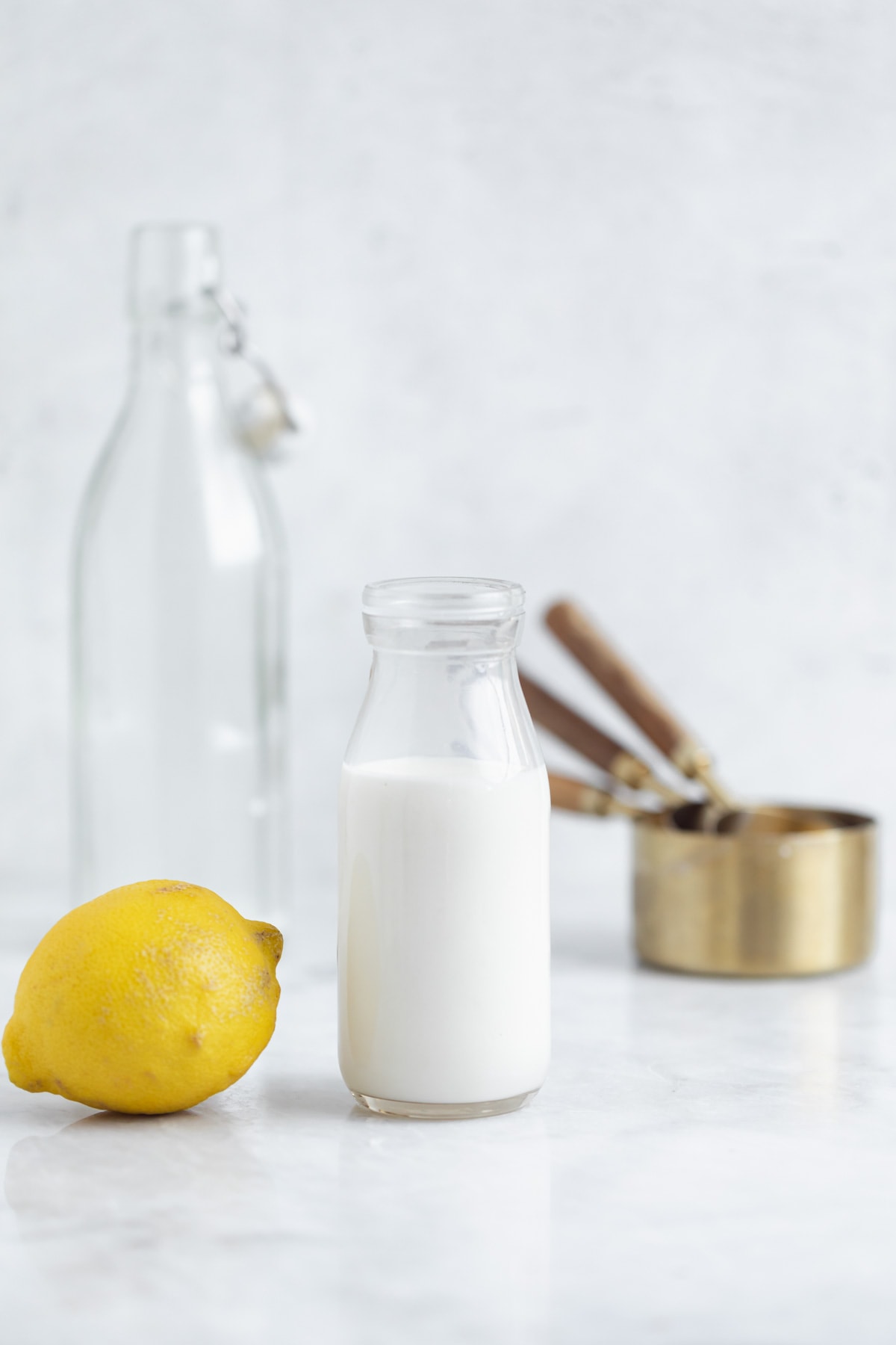 how to make buttermilk with lemon juice