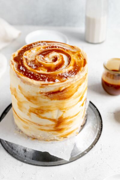 the best caramel layer cake