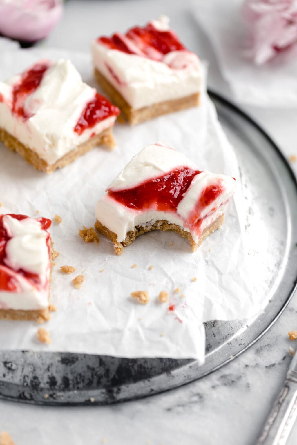 No Bake Strawberry Cheesecake Bars - Broma Bakery