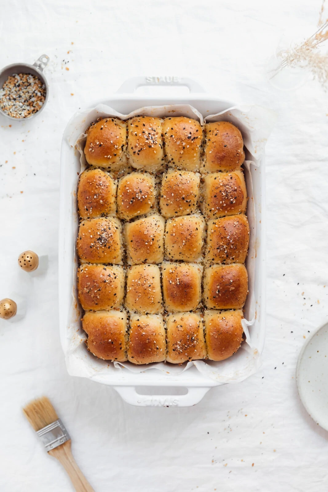 everything parker house rolls in a pan