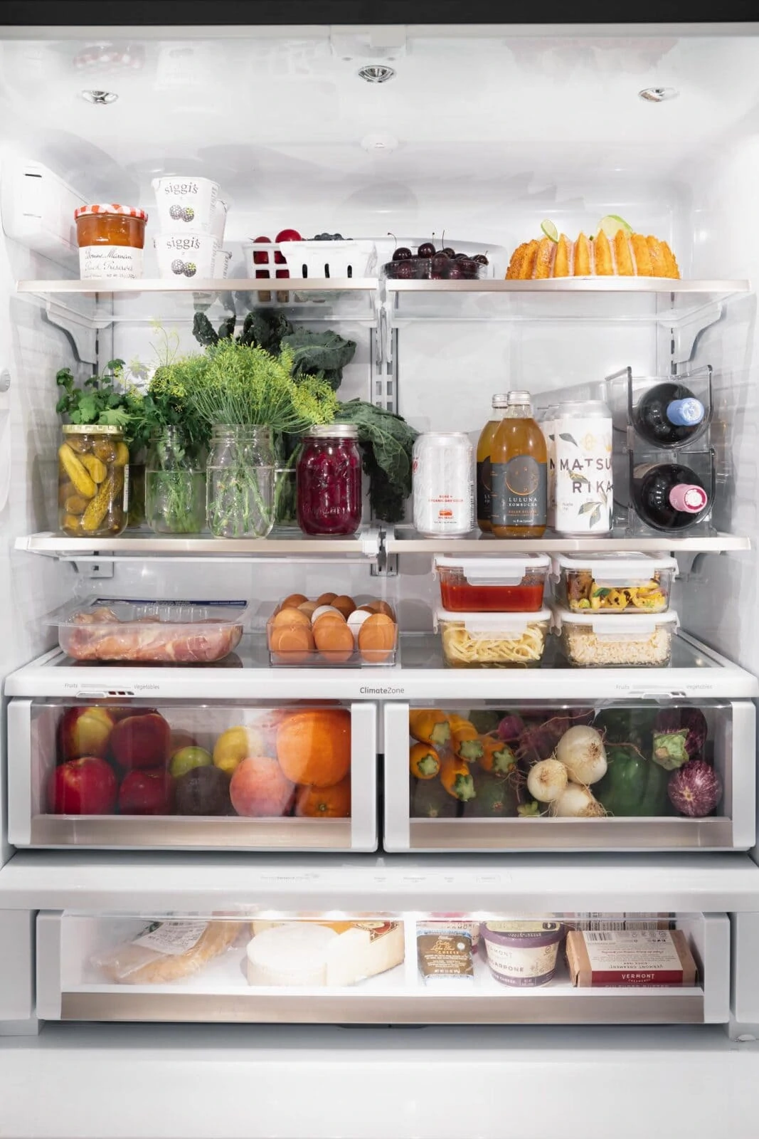How to Organize your Fridge - the ultimate guide to fridge organization -  Broma Bakery