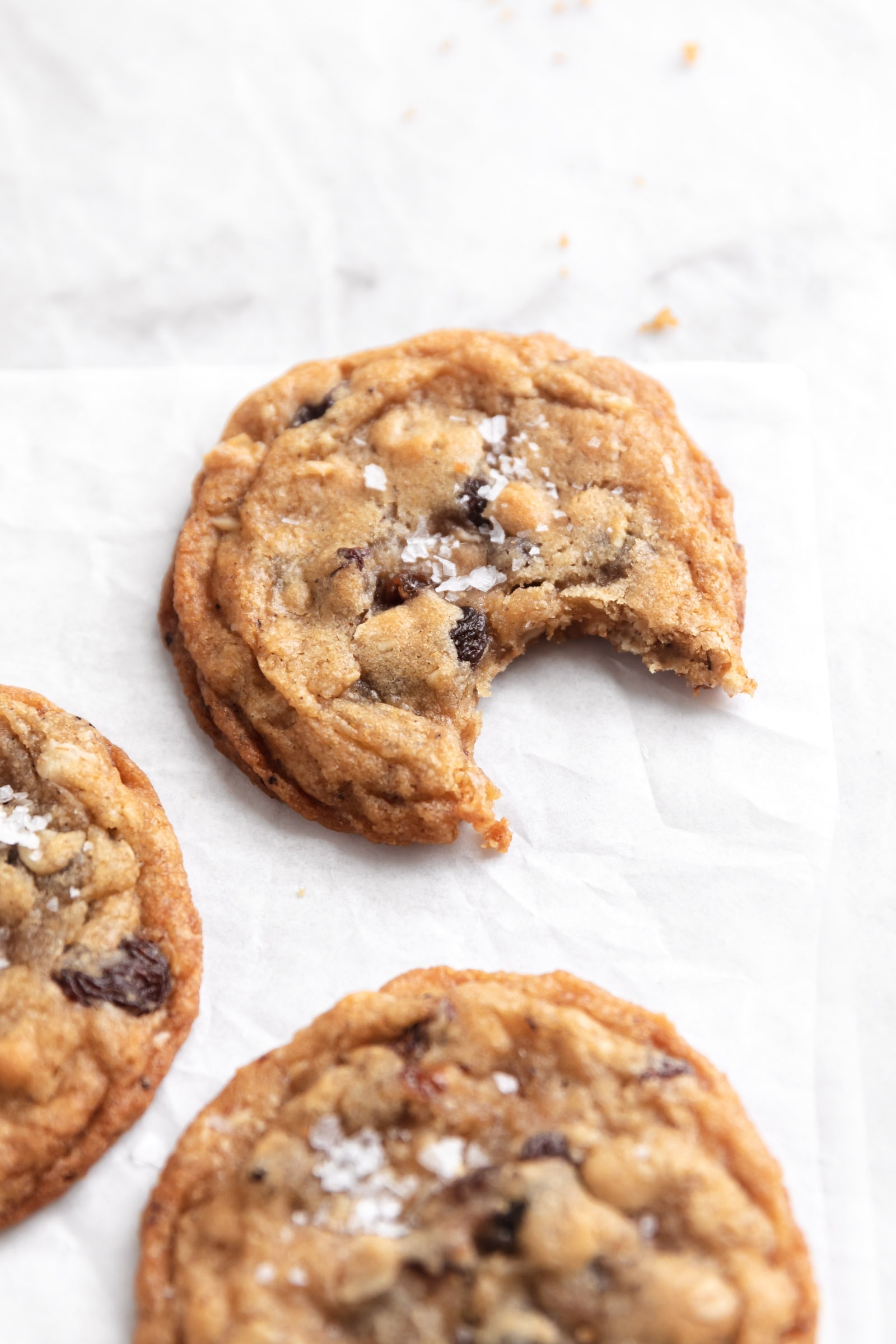 brown butter oatmeal cookies with raisins