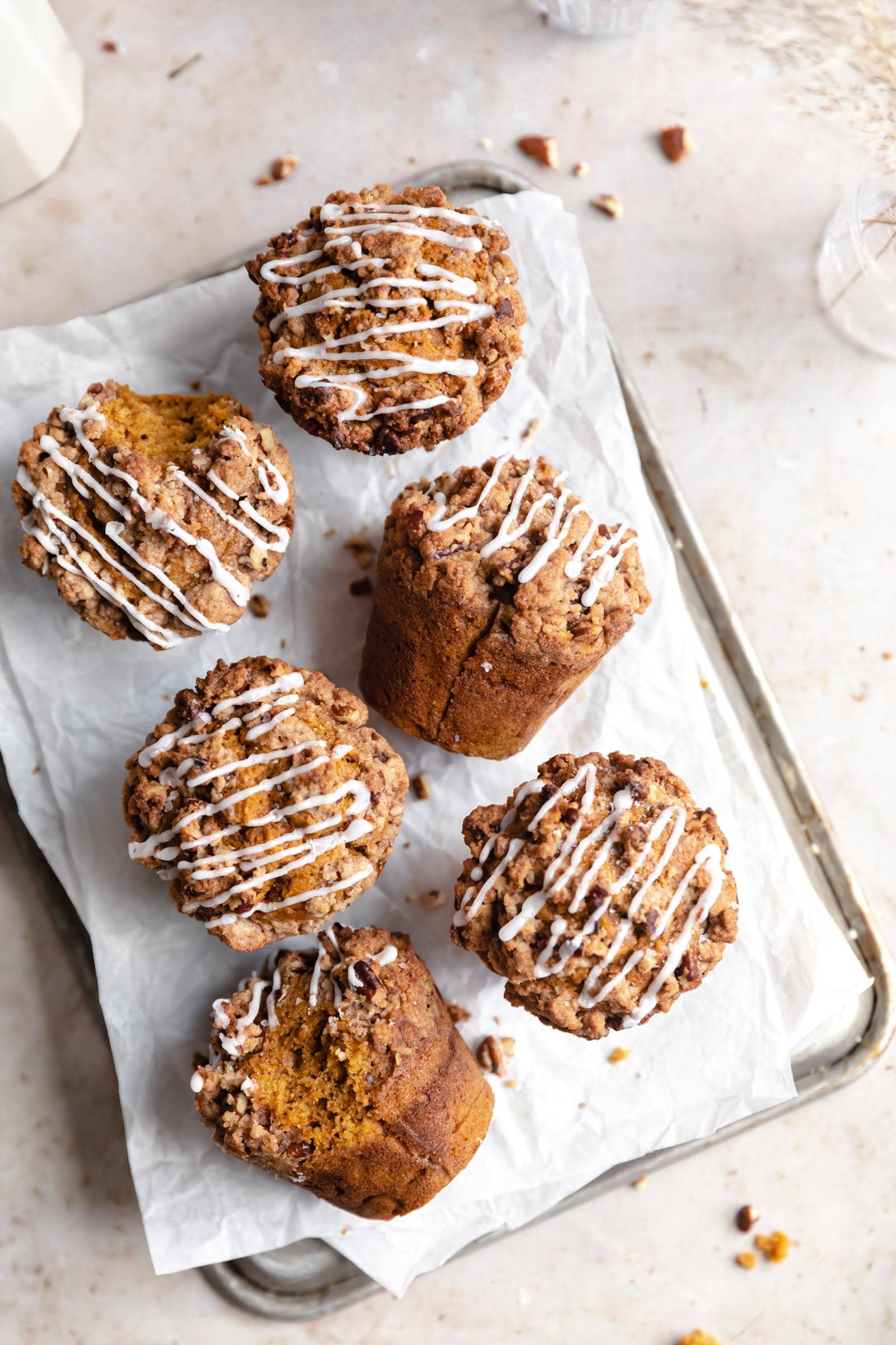 pumpkin streusel muffins