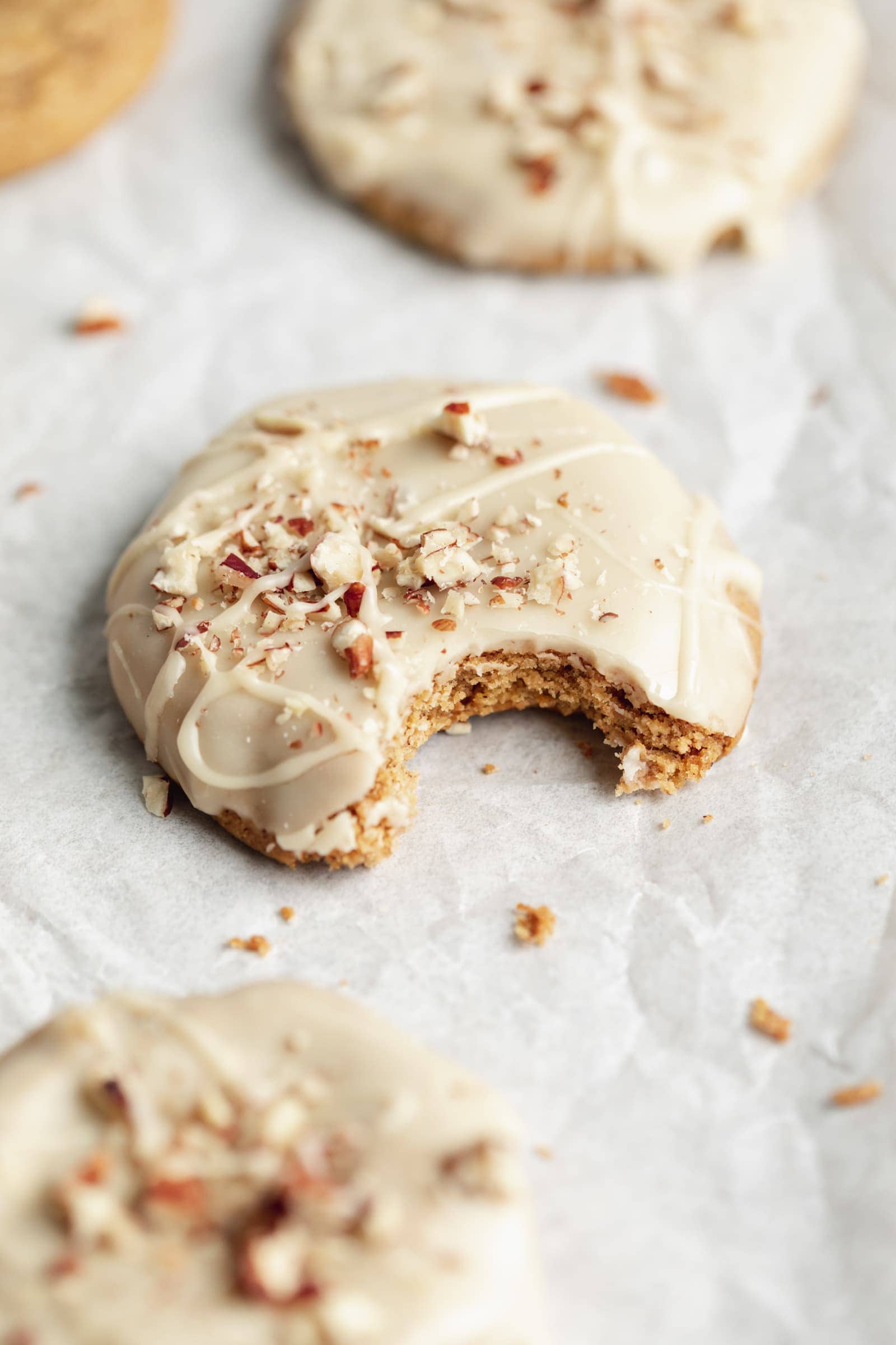 maple pumpkin cookies with salted maple icing