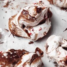 Chocolate Peppermint Meringues