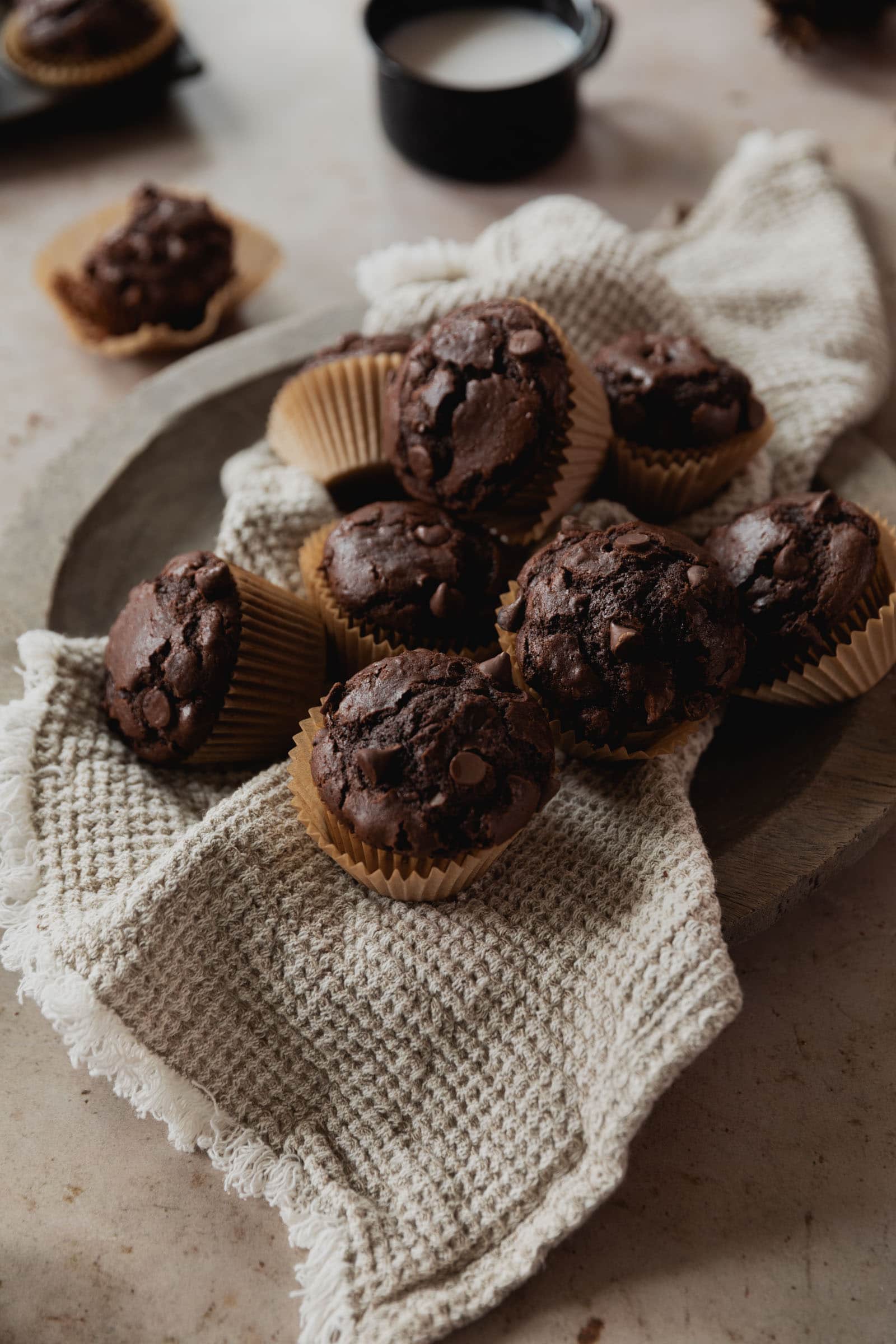 double chocolat muffins with chocolate chips