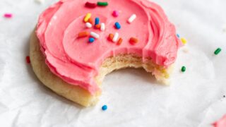 The BEST Sugar Cookies (like ever) - Broma Bakery