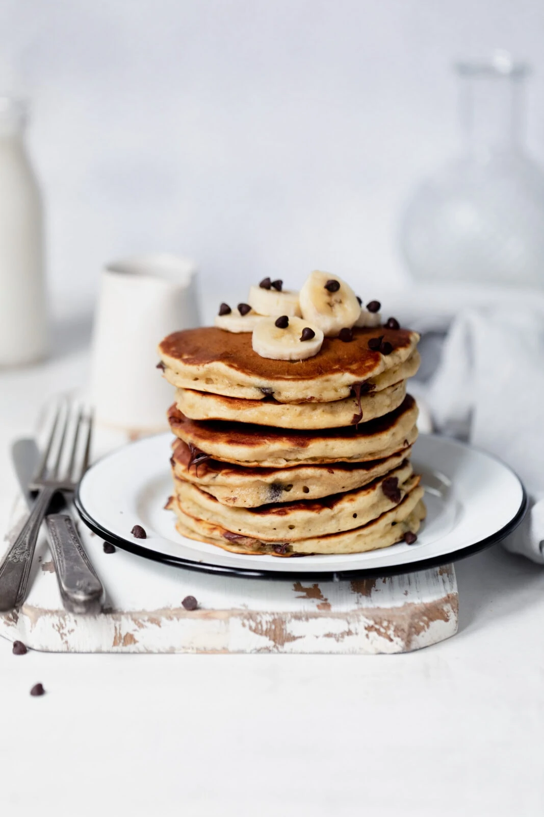 banana bread pancakes with chocolate chips