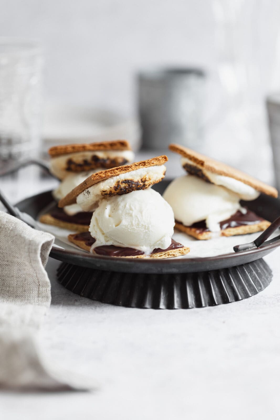 s'mores ice cream sandwiches with marshmallow and ice cream