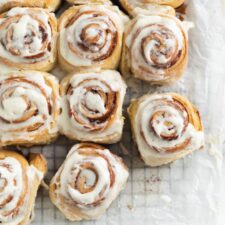Eggnog Cinnamon Rolls