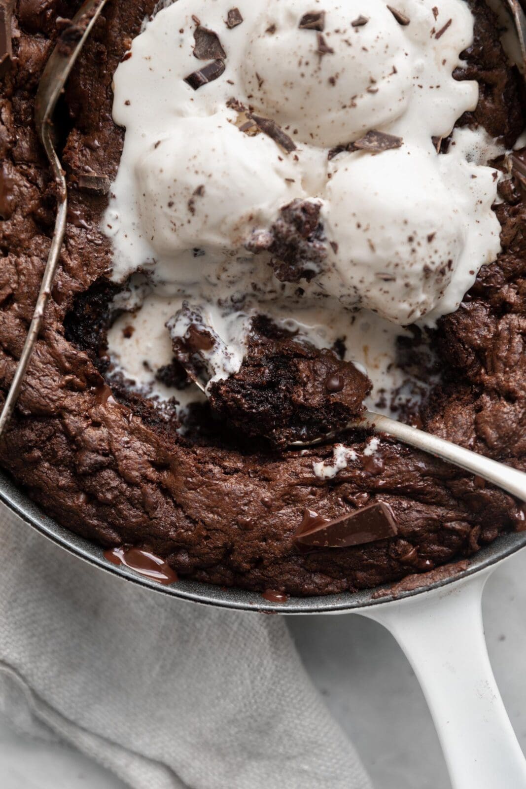 double chocolate cookie skillet
