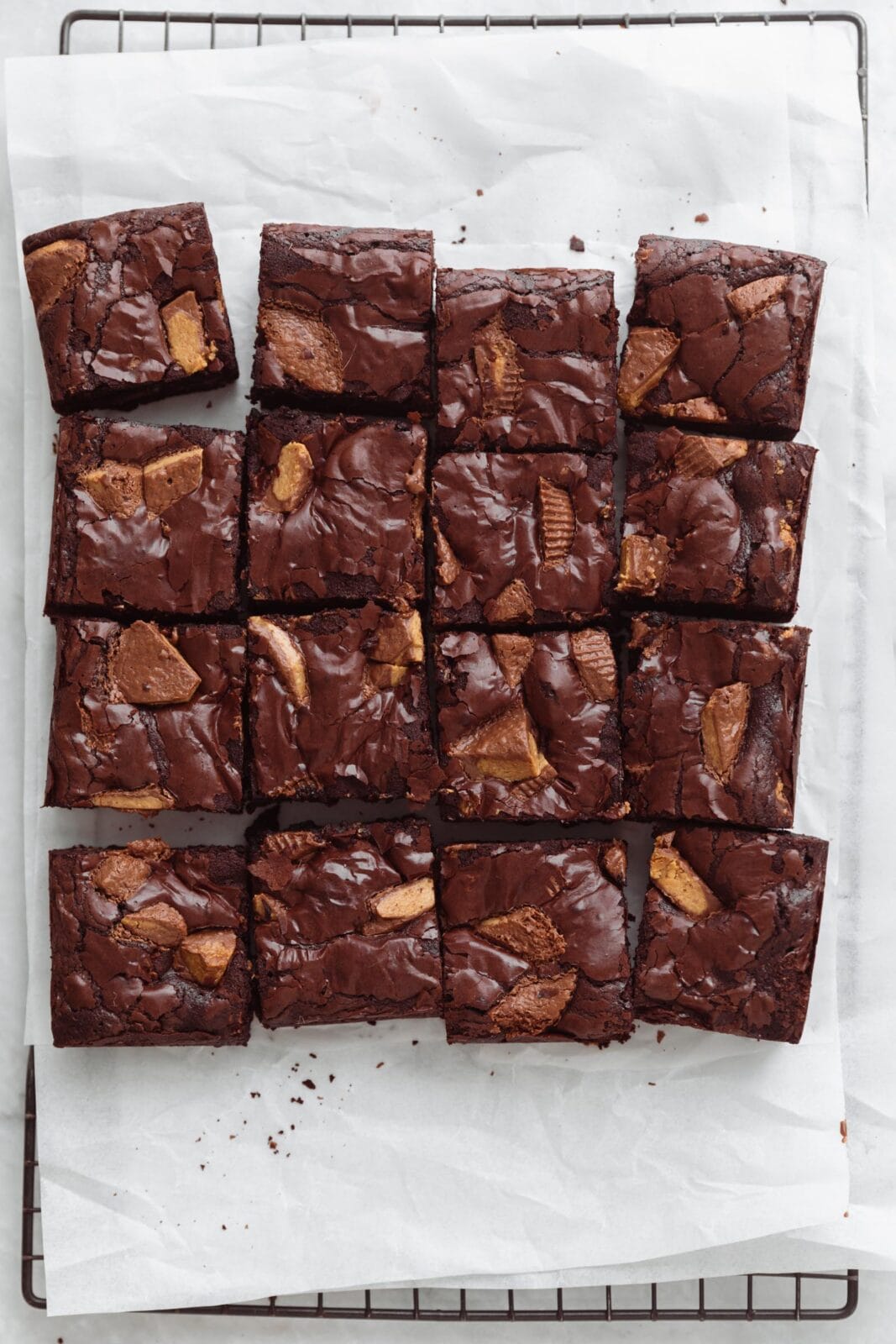 reese's brownies with peanut butter cups