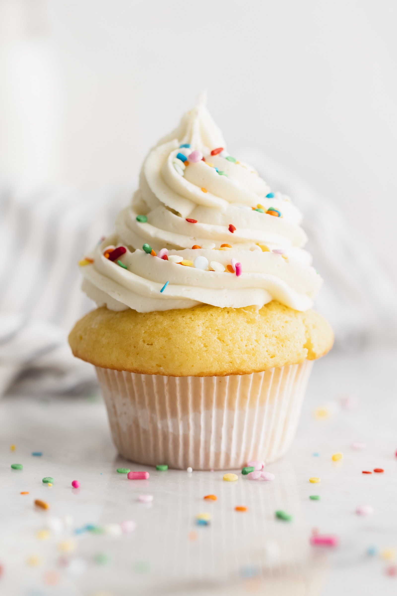10 Perfectly Sweet Cupcake Recipes (Because Cupcakes Are Still Awesome)