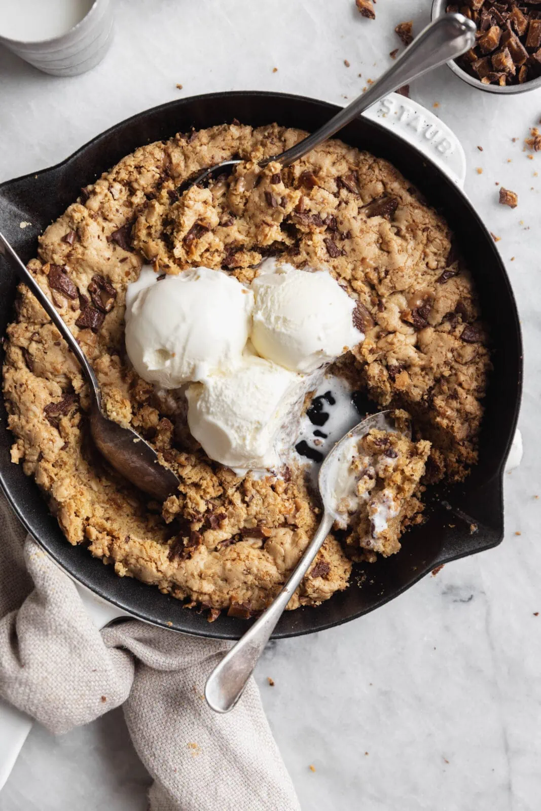 chocolate chip cookie skillet with toffee and oatmeal