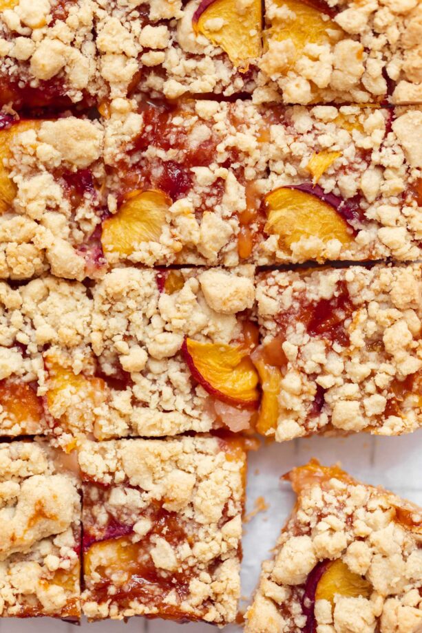 brown sugar peach crumble bars