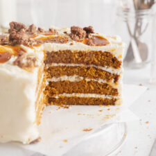 Pumpkin Praline Crunch Cake