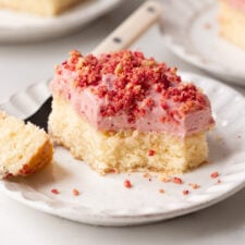 Strawberry Crunch Sheet Cake