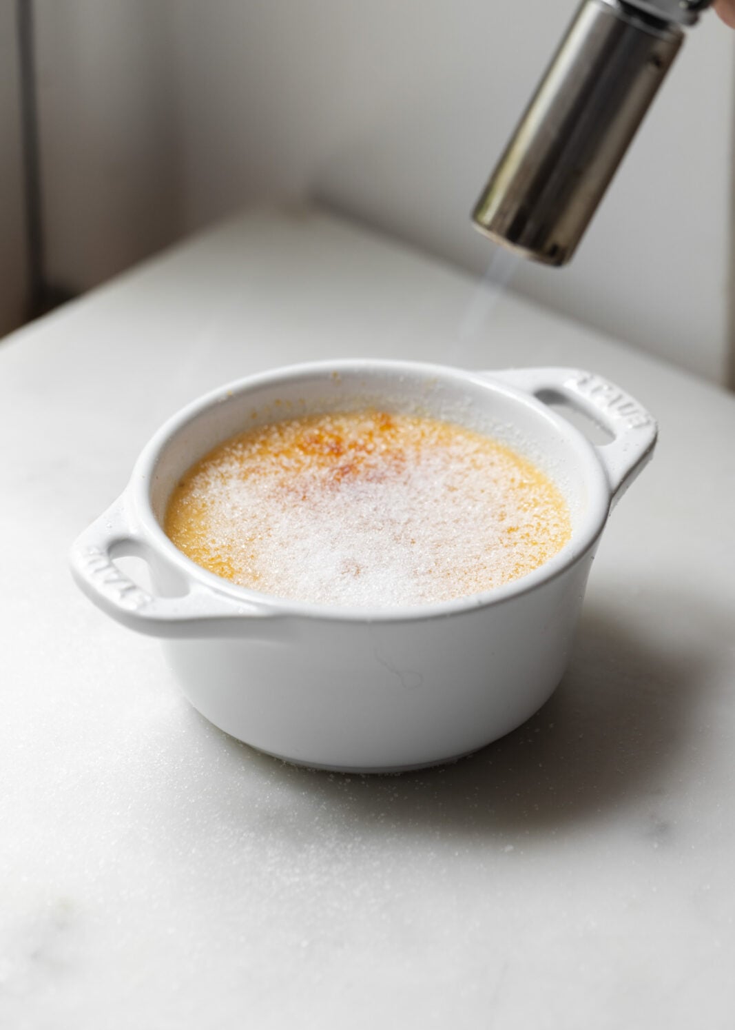 top with more sugar and torch