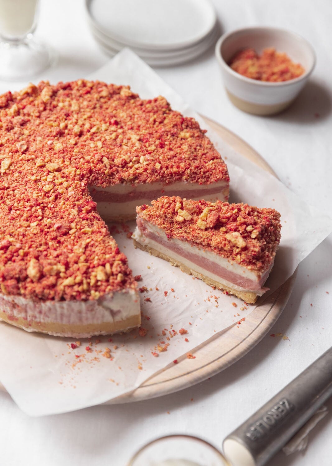 strawberry shortcake gelato cake
