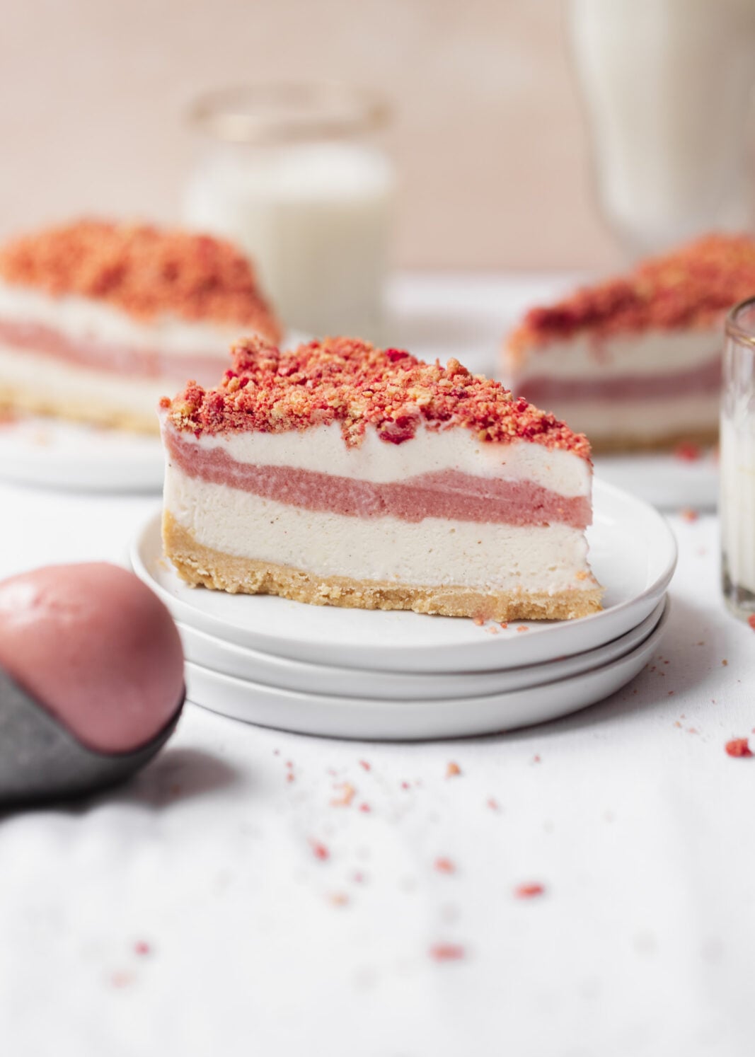 strawberry shortcake gelato cake