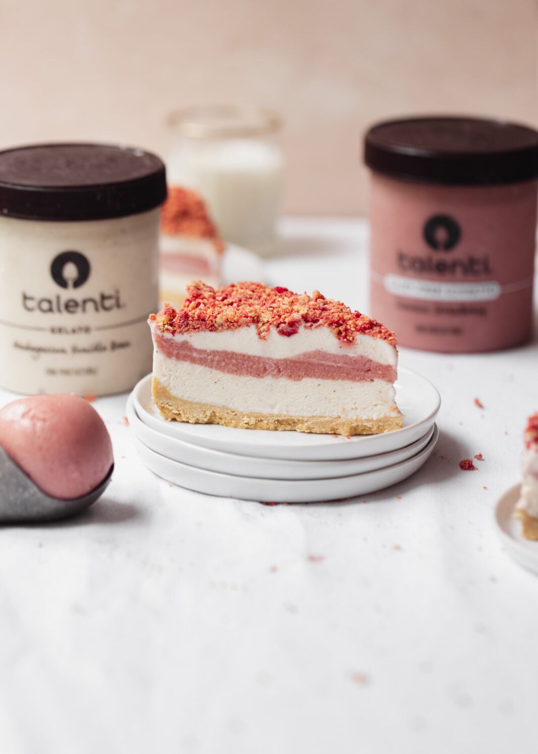 strawberry shortcake gelato cake