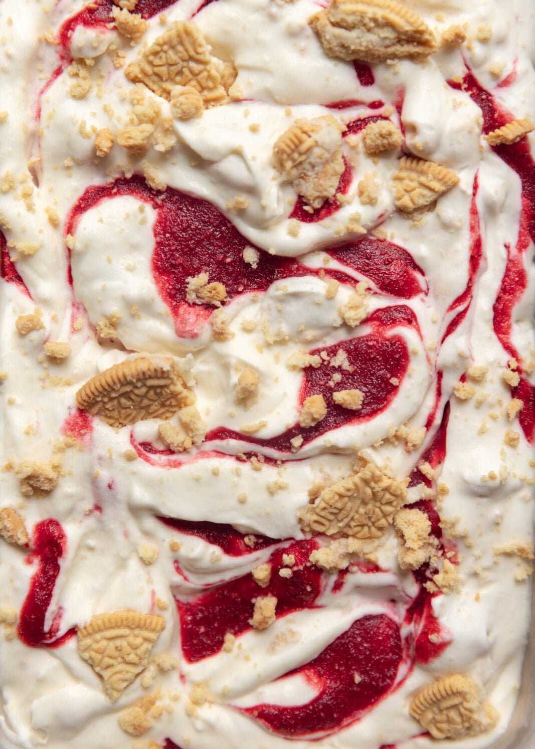 golden oreo strawberry cheesecake